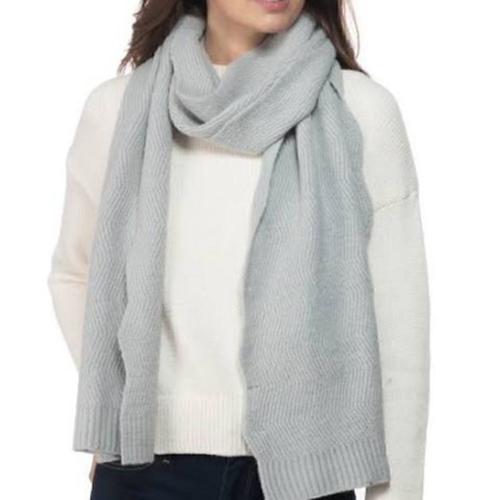 NWT INC International Concepts Chevron Knit Muffler Scarf